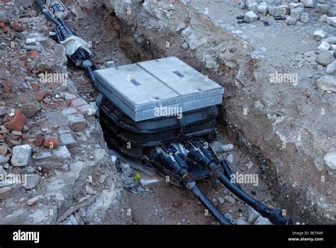 when to ground a junction box|electrical underground junction box.